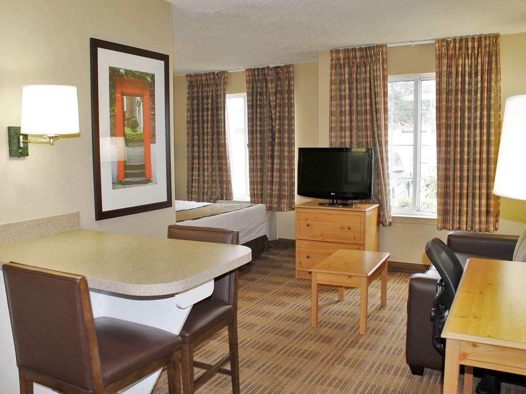 Extended Stay America Suites - Orlando - Altamonte Springs Номер фото